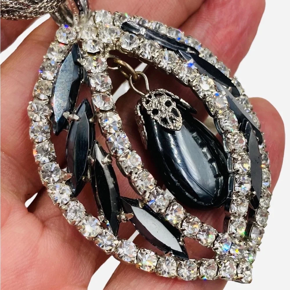 Vintage Juliana Hematite Glass Drop Rhinestone Pendant Necklace